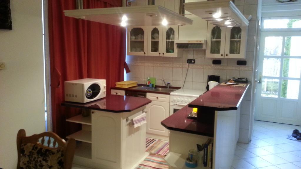 Csokonai guesthouse Zamárdi Værelse billede